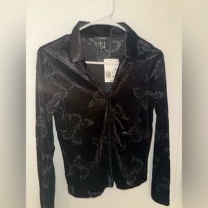 forever 21 black velvet long sleeve butterfly blouse
